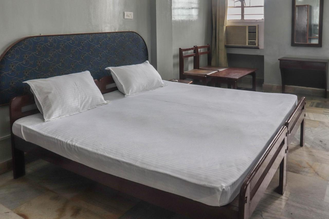 Spot On 49477 Hotel Galaxy Dimāpur Eksteriør bilde